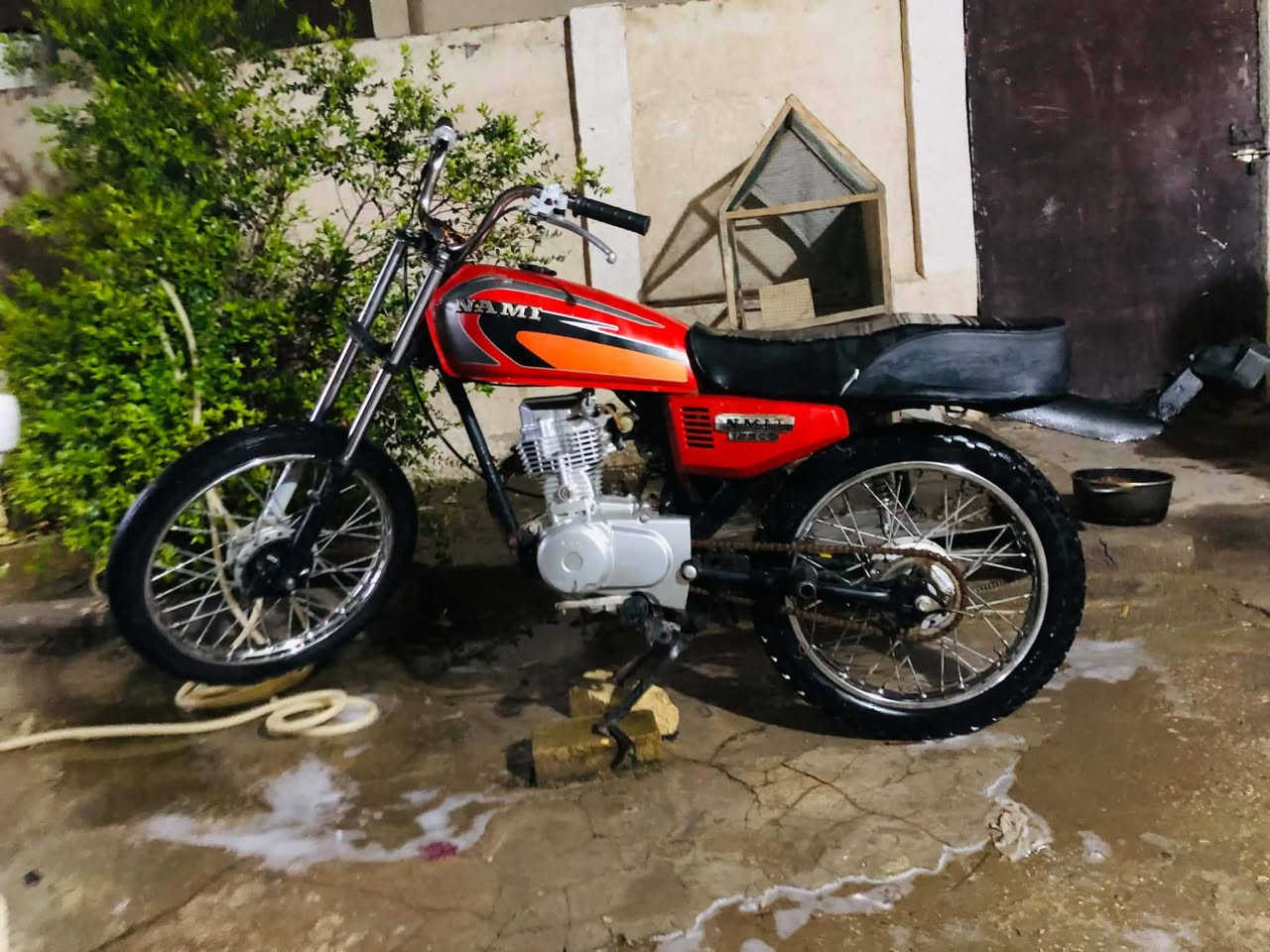 سلام عليكم
نامه شلامجه موديل 22  رقم شاصي موجود كلك كلك اكفلها كفاله عامه عن السرقه  الدراجه خير من الله محرك برغي ما مفتوح بي شوفت عينك غراضه كلها نامه شلامجه السعر 400وبي مجال قليل حك الجيه عنواني بابل منطقه ابو عجاج قرب اثار بابل  يل اتصال واتساب 
***********3
