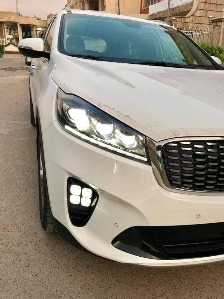 رقم بغداد .. ماشية 66000 KM قابله للزياده 
السعر 250 وبيها مجال  
محرك 6 سلندر الجديد 3500 
شاحن وايرليس 
كير اوتماتيك من 8 سرعات .. صندوك كهرباء 
حساسات خلفية .. شاشة كبيره
كامرة خلفية اصلية دوارة
حساسات امامية .. بلوجكتر لد رباعي زنون
لايتات زنون عالي ناصي 
تحكم ستيرن .. بلوتوث .. مثبت سرعة
نضام eco نظام الوقود الاقتصادي مع اربع وضعيات للقيادة
اطارات قياس 19 شكل السبورت .. مع ABS
بصمة للابواب وبصمةتشغيل يدات والشباك كروم
بردات جانبية خلفية .. تبريد خلفي
كشنات جلد بيجي واسود مدوشمه ارضيه جلد وكشنات قماش فوك الجلد .. مع كشن سائق كهرباء
مرايا الجانبية كهربائية قابلة للطي مع نظام ترحيب
تبريد شاشة لمسح منفصل 3 قطع
:
مكان السيارة بغداد/الأمين الثانيه 
السيارة مكفولة من الحادث والصبغ والتعديل .. تحويل مباشر
للاستفسار الاتصال على الرقم التالي  ***********
