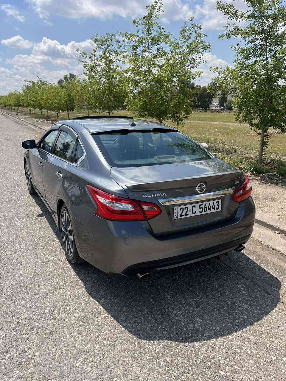 سلام عليكم
نيسان التيما 2017 SL فول مواصفات 1/1 
رقم شمالي الجديد كلشي بيه جديد بااسمي تحويل وكاله بشرط 
سياره ماشيه : 170 
كير ومكينه بشرط ما مفتوحات 
حادث السياره : باب مبدل بلادي وجاملغ صبغ فقط  
مكان اربيل - بغداد 
سعر السياره :125 وبيه مجال 
*********** 📞
