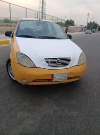 شباب سياره طيبه محور كورولا سياره    سنويه بال 28  سعر 35 وبيها مجال 0...