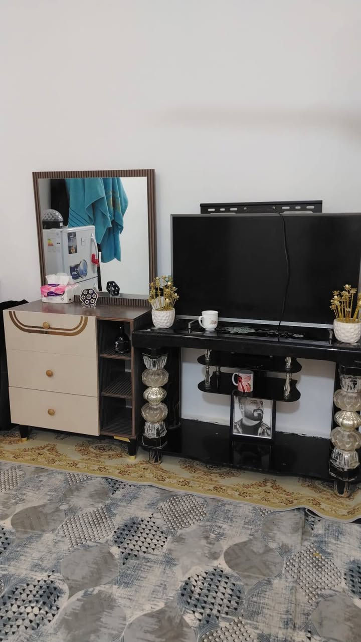 غرفه كامله لبيع سعر 600 بيه مجال بكان الدوانيه حي الفرات ***********
