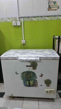 مجمدة