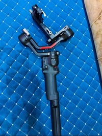 رونن DJI RS4 • مستعمل شهر • مع الكارتون والشنطة