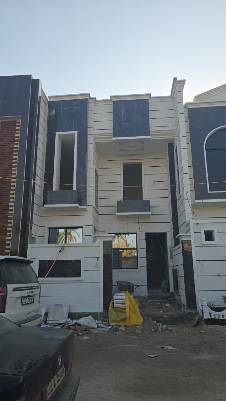 اسلام عليكم توجد بيوت حديثه للبيع طابقين
طابو زراعي عراقي المساحه 150م

البصره ابو الخصيب البهادريه الكطه

يبعد ع شارع العام 200م

البيوت تسليم مفتاح 

)السعر  190) وبيهن مجال 

*********** يوجد واتساب
