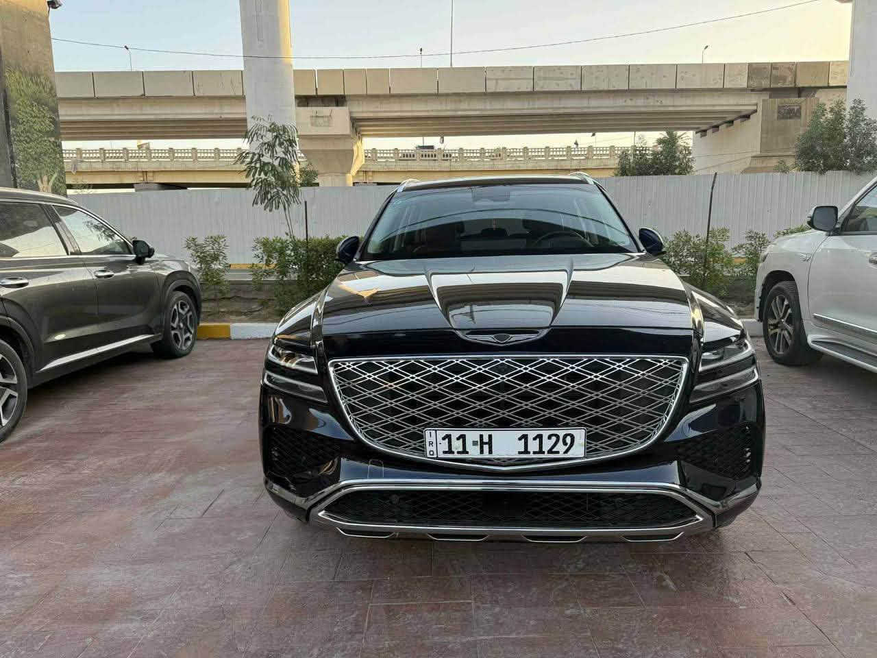 للبيع جينسس 2023 (Prestige)  ✅

سعرها ادخل ع رابط https://t.me/carssofiraq/16563

للبيع – أعلى مواصفات مع رقم مميز
 الموديل: 2023
 الفئة: برستيج (Prestige) - أعلى فئة بالشركة.
 عداد المسافة: 52,000 كم فقط.
 حالة البدي (الضرر): ضربة بالدعامية فقط (باقي السيارة مكفولة بالكامل).
✨ أبرز مواصفات فئة البرستيج (Prestige):
 شاشة وسطية عملاقة بحجم 14.5 بوصة، وشاشة عدادات ديجيتال 3D بحجم 12.3 بوصة.
 مقاعد جلد طبيعي فاخر (Nappa) مع خاصية المساج (Ergo Motion).
 تبريد وتدفئة للمقاعد (الأمامية والخلفية).
 نظام صوتي محيطي فاخر جداً.
 سقف بانوراما بالكامل.
 أبواب شفط (Soft Close).
 بروجكتر أمامي (HUD) لعرض المعلومات والسرعة على الجامة الأمامية.
 كاميرات 360 درجة مع نظام الرؤية المحيطية.
 أنظمة أمان كاملة: رادار أمامي، تحديد مسار، ونظام النقطة العمياء (تنعرض بالشاشة والعدادات).
 نظام الركن الذكي عن بعد (تحريك السيارة بالريموت).
 إضاءة داخلية محيطية (Ambient Lighting) وتخشيب داخلي فاخر.
 ستائر جانبية وخلفية.
🔢 الرقم: رقم مميز جداً (البيع يشمل السيارة مع الرقم).
💰 السعر:
 السعر نهائي ويشمل السيارة والرقم المميز.
📞 للتواصل والاستفسار ***********
.
.

🚗اعرض سيارتك ع اقوى قناة تلكرام و واتساب و صفحتي فيسبوك للبيع و شراء سيارات ادخل ع رابط 👈 https://t.me/carssofiraq
