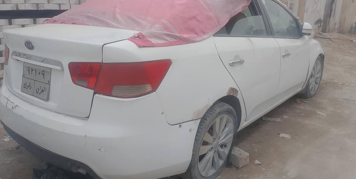 سيراتو 2013 تحكمات سيترن فتحه كامله مواصفات ماعده البصمه ابيعها علئ هذا وضعها تجي تشوفها تكلبها تقتنع بيها اهلا وسهلا بيك 42 وبيها تريد وكاله راعيها كردي تريد مكاتبه اسويلك اني ***********
