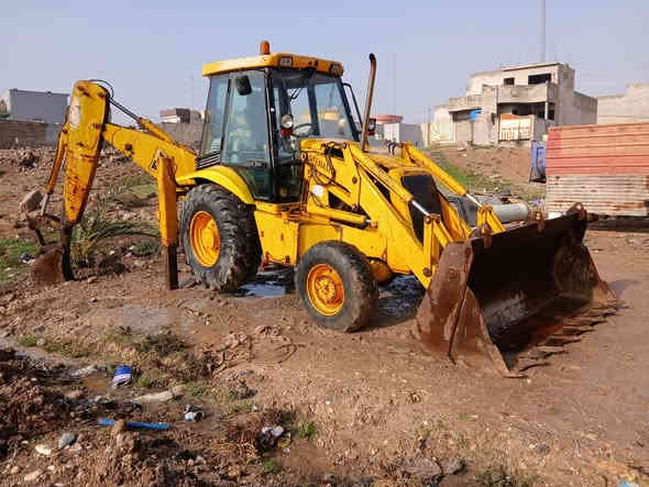 للبيع موديل ٩٩ منفيس كير راجز جاهز عل شغل مكان بل موصل *********** ***********
