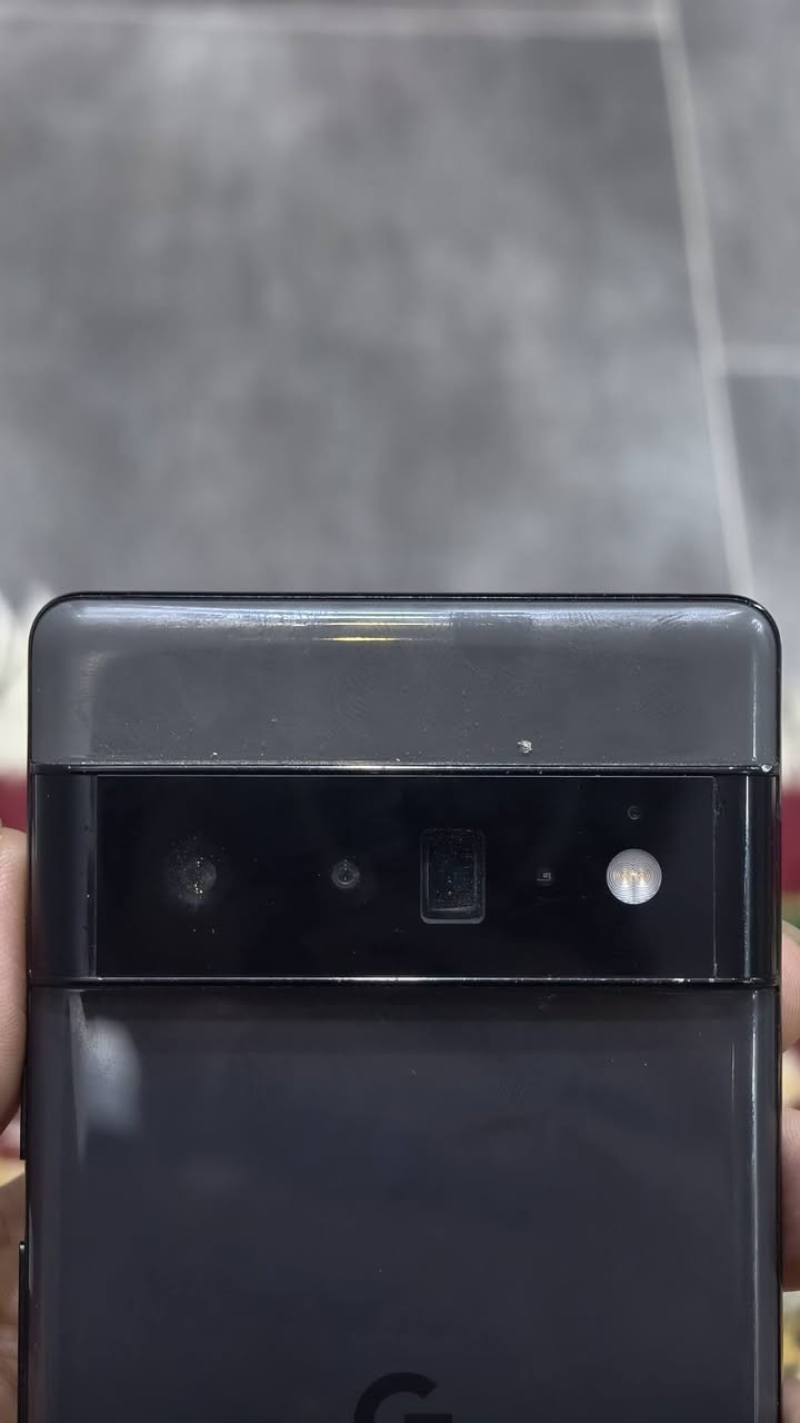 Google pixel 6 pro
🔥 للبيع Google Pixel 6 Pro 🔥

📱 256GB / RAM 8GB

✅ البطارية والشاشة مبدلات قبل أسبوع.
✅ الشاشة نوعيتها زينة وكلفتني 125 ألف.
✅ البصمة تشتغل لكن استجابتها مو مثل الوكالة بسبب تبديل الشاشة.
✅ الجهاز شغال طبيعي.

⚠️ ملاحظة: أجهزة Pixel معروفة باستهلاك البطارية، لذلك يحتاج شحن أكثر من،يعني تحتاج تشحنه3 مرات بل يوم

💰 السعر 150 ألف دينار نهائي.
🚫 رجاءً لا تدخل خاص حتى تكسر بالسعر، السعر من الآخر وما بيه مجال.

الجاد يراسلني خاص.
عنواني البصرة


**إذا كنت صاحب هذا الإعلان وتريد حذفه لأي سبب، رجاءا أرسل رسالة إلى الدعم الفني**