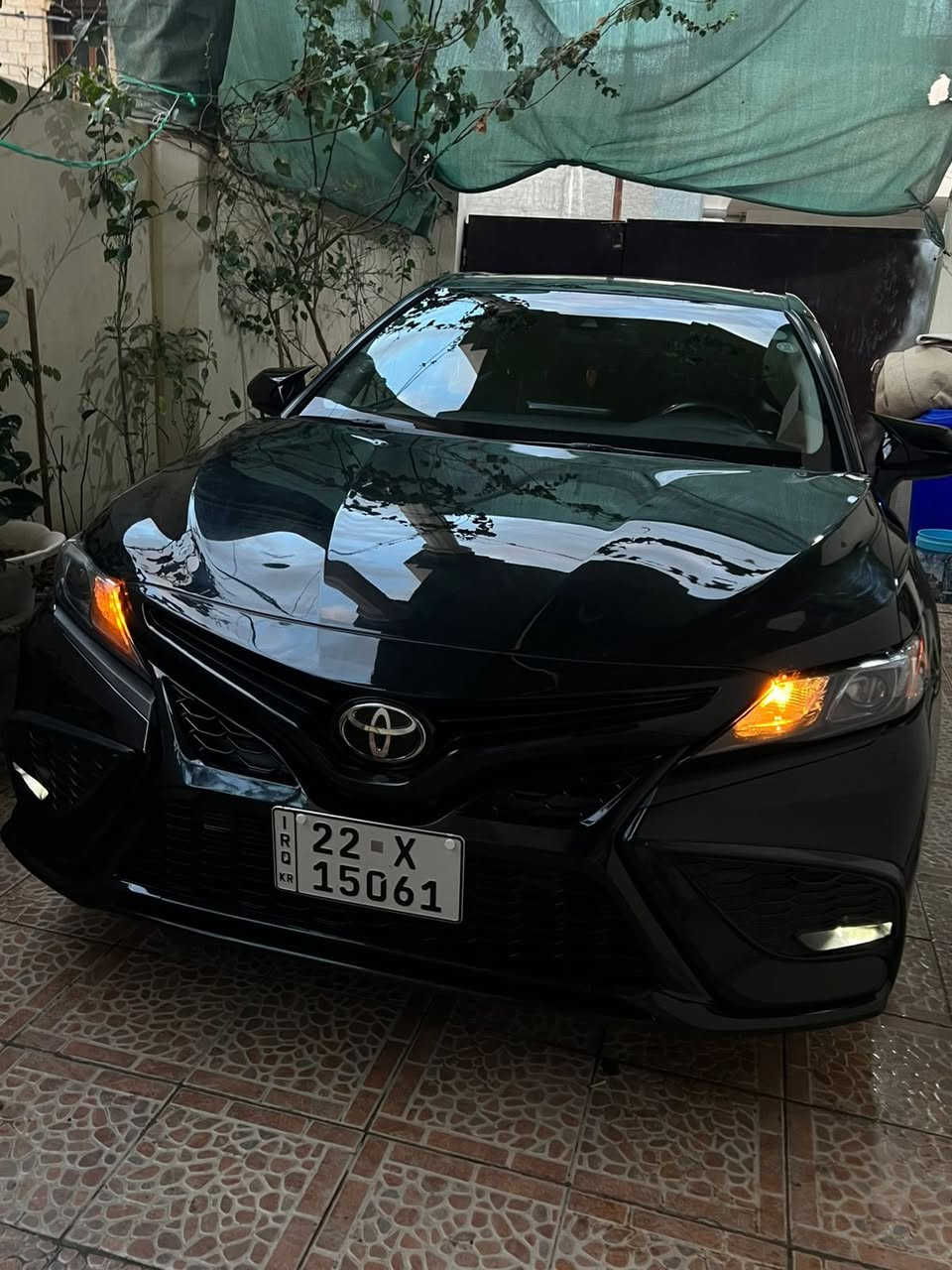 كامري 2024  se  
السيارة امريكي حادث جاملغ وحافه البنيد صور الحادث مرفقه 
لون اسود 
مواصفات SE
كشنات جلد فتحه بصمه 
لايت زينون 
شفتات ستيرن 
تحكم ستيرن 
رادار /توقف ذاتي / تحديد مسار / تحديد سرعة / 
ثلاث انضمة قياده ( sport / normal / eco ) 
شاشة دجتل 
مرايات هيتر 
اشاير بالمري 
السياره مرقمة اربيل هزه وفحص كله جديد باسمي 
السعر 200
العنوان المنصور ***********
