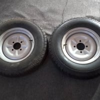 تايرات جدد هنه وويالتهن   السعر 80وبيهن مجال  الرقم07829349216