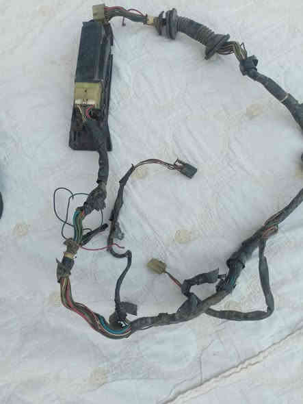 غراض سوبر للبيع موديل 85 مصطره مال جام الي يم السايق كامله هيه أو ضفيرتهه كله نضيف ***********
