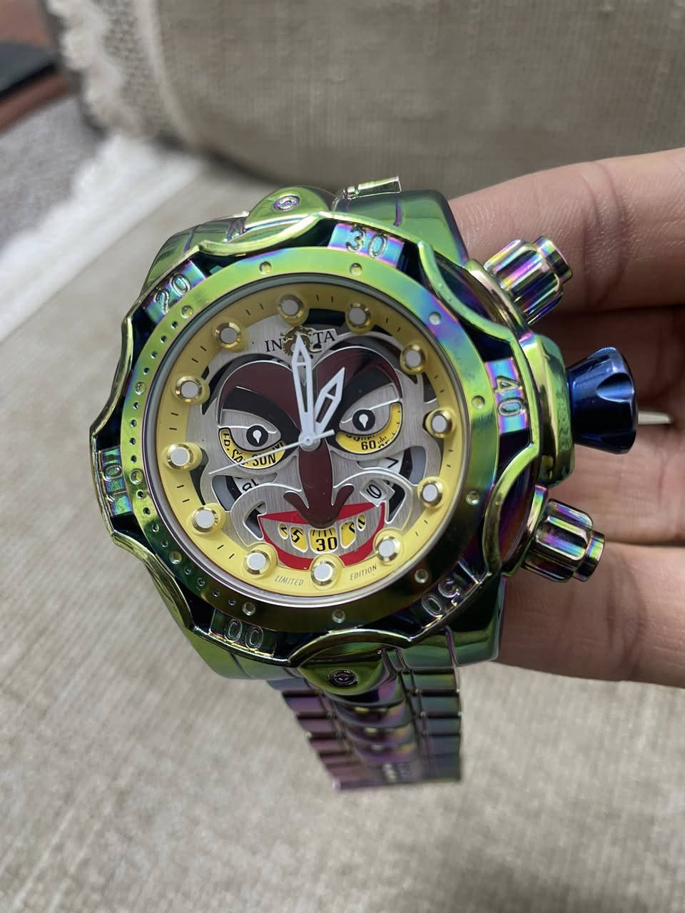 شلونكم شباب
ساعه بهذا الشكل الي يفيده يراسلني و يدلل الحجز على الخاص 

توصيل موجود


**إذا كنت صاحب هذا الإعلان وتريد حذفه لأي سبب، رجاءا أرسل رسالة إلى الدعم الفني**