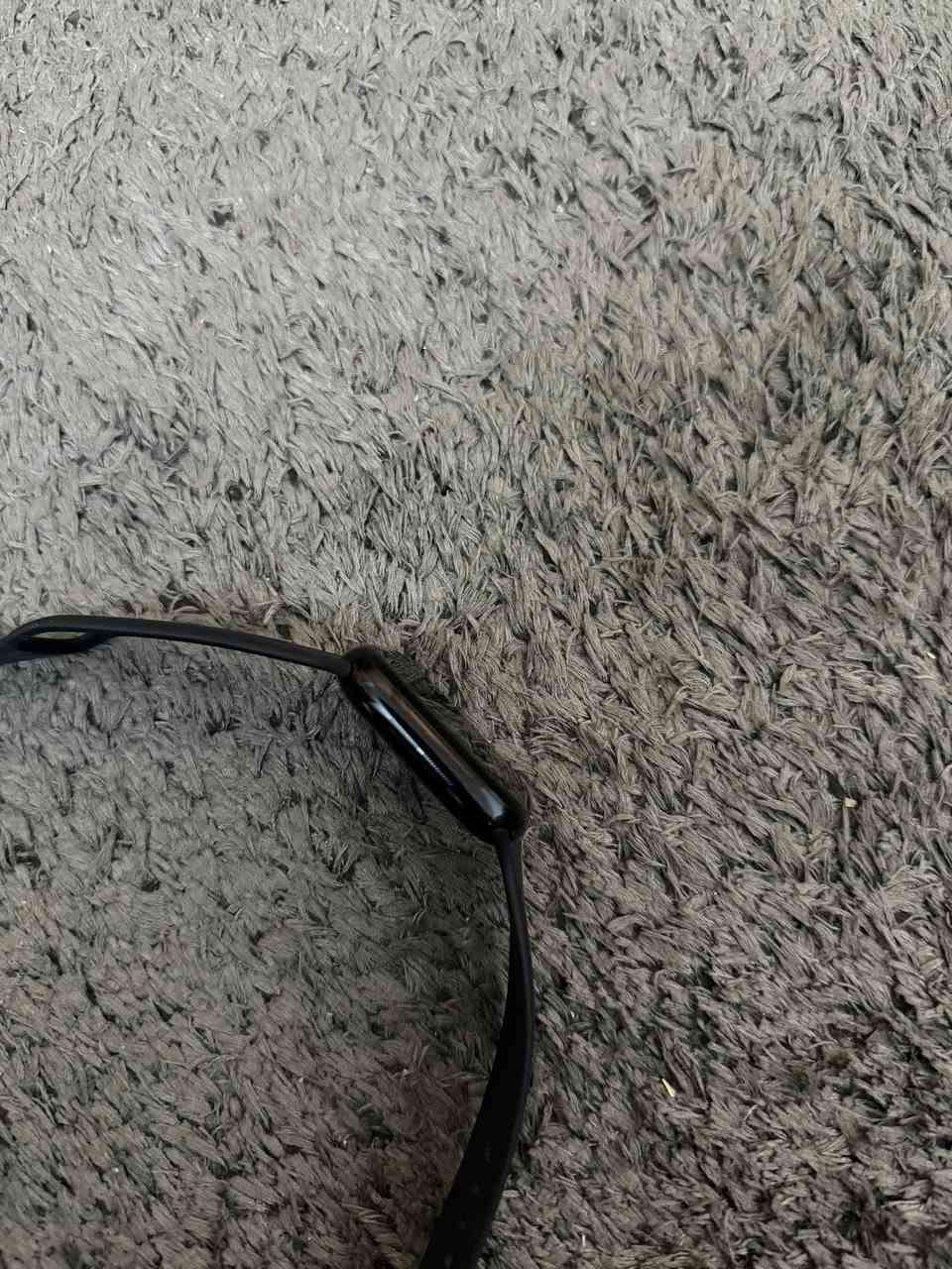 السلام عليكم
للبيع Apple watch الجيل 10 حجم 46 
بطاريه 100 نظيفه جداً وياها كيبل اصلي فقط
السعر 375 نهايتها مكاني شارع فلسطين


**إذا كنت صاحب هذا الإعلان وتريد حذفه لأي سبب، رجاءا أرسل رسالة إلى الدعم الفني**