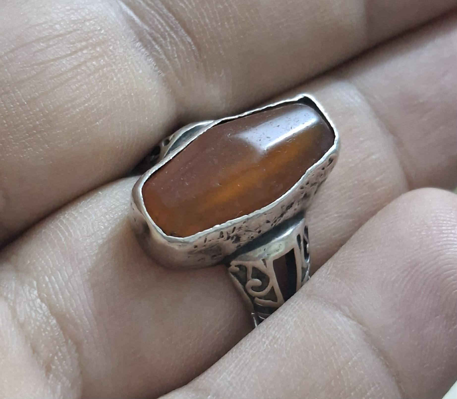 قطعه قديمه بلاش البلاش للبيع والسعر ٥٠ الف


**إذا كنت صاحب هذا الإعلان وتريد حذفه لأي سبب، رجاءا أرسل رسالة إلى الدعم الفني**