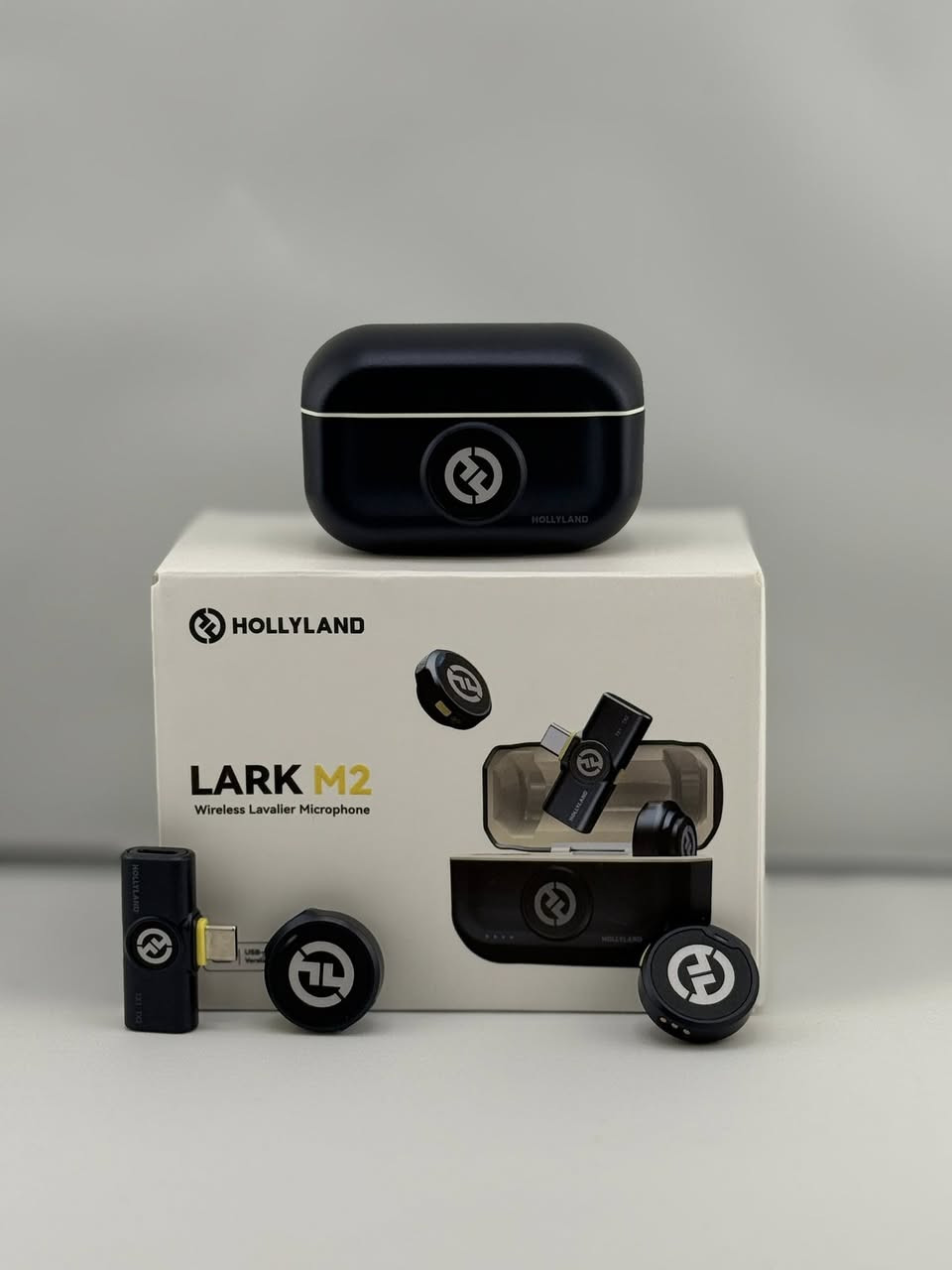 السلام عليكم 
شباب متوفر مايكات هولي لاند جميع الانواع اوبن بوكس واسعار حلوه كل القطع جديدة فقط اوبن بوكس !
التايب سي متوفر بسعر 85 الف 
اللايتنك متوفر بسعر 85 الف 
الكومبو متوفر بسعر 105 الف 
ومتوفر ايضاً اللارك c1 و m1 
متوفر معدات تصوير وكاميرات 
كلها باسعار اقل من السوق 
للتواصل واتساب : ***********
