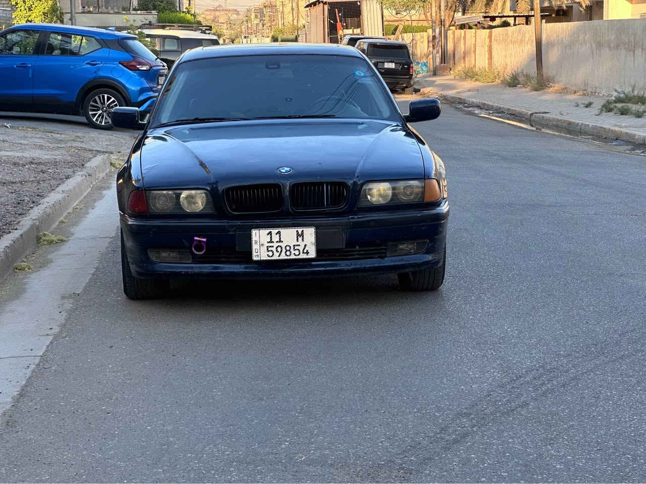 بي ام خفاش حجم 740 موديل 1995 اصل 

رقم بغداد. دولي سنويه وهزه ورقم كله جديد

للبيع او مرارس حسب القنعه متواجد وات ساب

محرك وكير مكفولات ممفتوح ولا مجفت جديد 

تبريد شغال ثلج كلش بارد منضومه حديده كلها 

منضومت مي كلها مبدلها حماوه ثابته نص عدل 

صدر الخلفي جديد المامي يريد بوش زيتيه فقط 

كهربائيات مملعوب بيها وكلشي بيها شغال بلادي 

السياره فول مواصفات للخير وكلشي بيها بلادي 

صبغ عام بدون ضرر بدون خياس بدون تبديل 

السعر 57 ورقه وبي مجال بصيط للشراي انشالله

العنوان بغداد حي الجامعه ***********. ممتواجد ع النت بغداد, العراق
