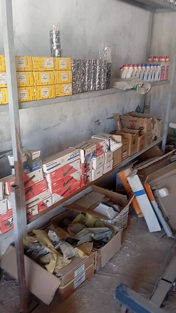 توفر كافه قطع غيار سيارات اوبتما + النترا  .
حداديه 
مكاين حاويه 
كير حاويه 
كبريسر شرط دهن شركه بي
فيت بم شركه حاويه
دسكات
دينمو حاويه
دبلات 
فريم ممه
سلفه حاويه 
#فقط تواصل واتساب وكلشي يوصلك لباب البيت توصيل متوفر
***********
