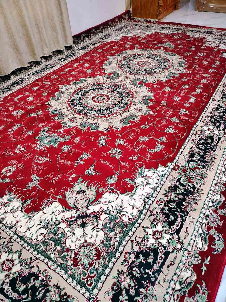 فرشه للبيع خمل عالي مال استقبال جديده كلش نضافة فول قياس طول 5 والعرض 3 العنوان ديوانيه حي العسكري صدر الثاني قرب المستوصف السعر خاص
***********
