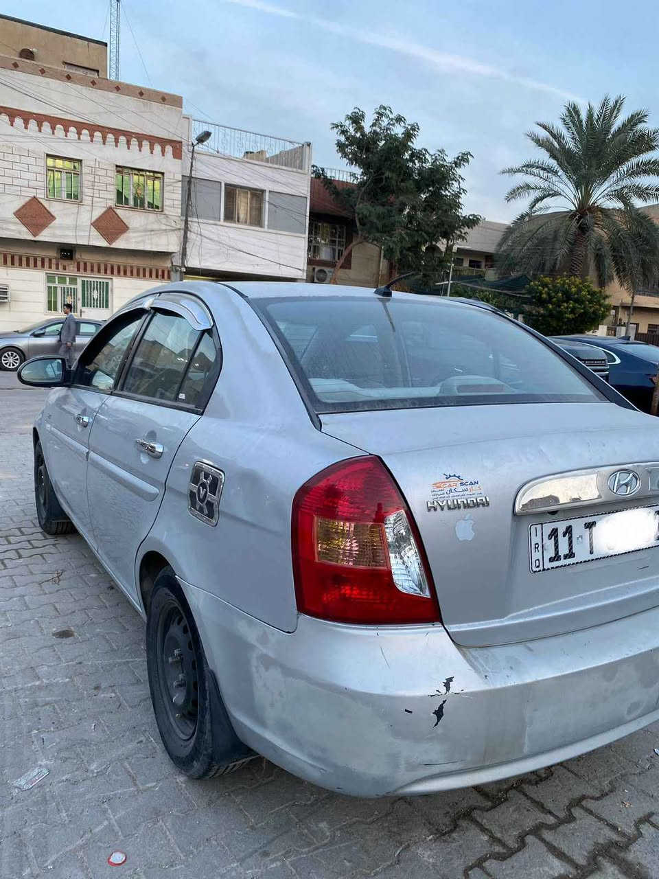 السلام عليكم أكسنت خليجي موديل ٢٠٠٩ سنويتها تنتهي ٢٠٢٧ محرك ١٦٠٠  رقم انكليزي مكفوله كفاله عامه من الصبغ بيها ثلاثه طخات ممصلحه واضحه بالصور سونرها مرفق مكانها بغداد الاعظمية السعر عل الخاص *********** بغداد, العراق
