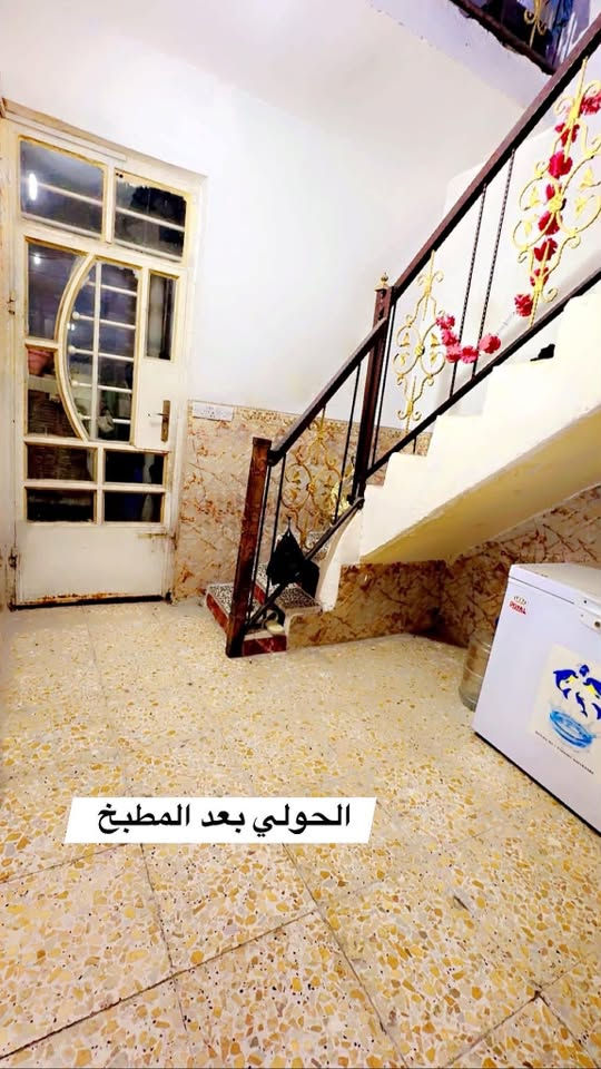 السلام عليكم
نصف قطعه للبيع اماميه  المساحه 73 واقع حال 
الجبهه 7 نزال 12 

سند طابو صرف ب اسمي 
الموقع الشعله قطاع 12 قرب مجمع سعيد 

التواصل عبر الرقم اتصال  
***********
