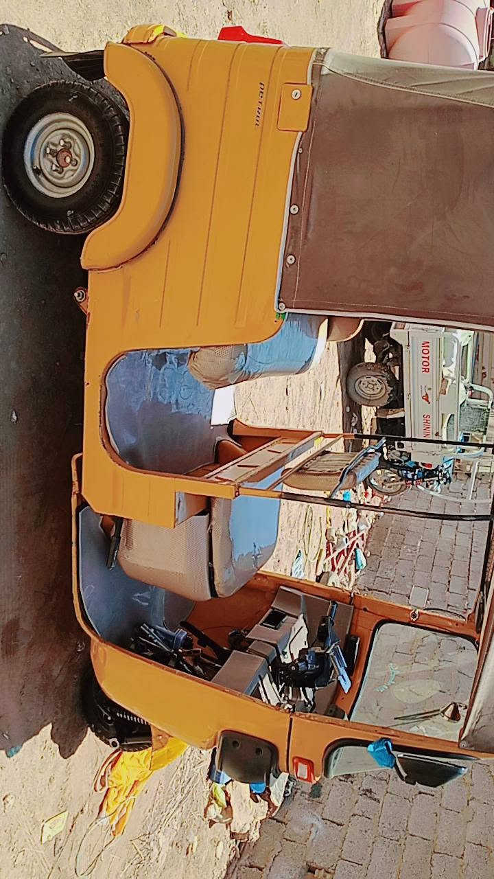 سلام عليكم بيعه مستعجل تكتك للبيع اوراق المصطفى اصوليه شرط ترقيم موديل ١٩شهر ١١تكتك محسوبه عله ٢٠ تكتك معمره تعمير عام صبغ عام تجي وتشوف 
مكينه خير من الله كهربايات تخم تاير تكتك خير من الله 
سعر ٥٢٠٠وبيها مجال شراي هاذ رقم ‏‪***********‬‏
انتصل او واتساب 
مكان بغداد النهروان 

ملاحضه مو شراي لا ينتصل
