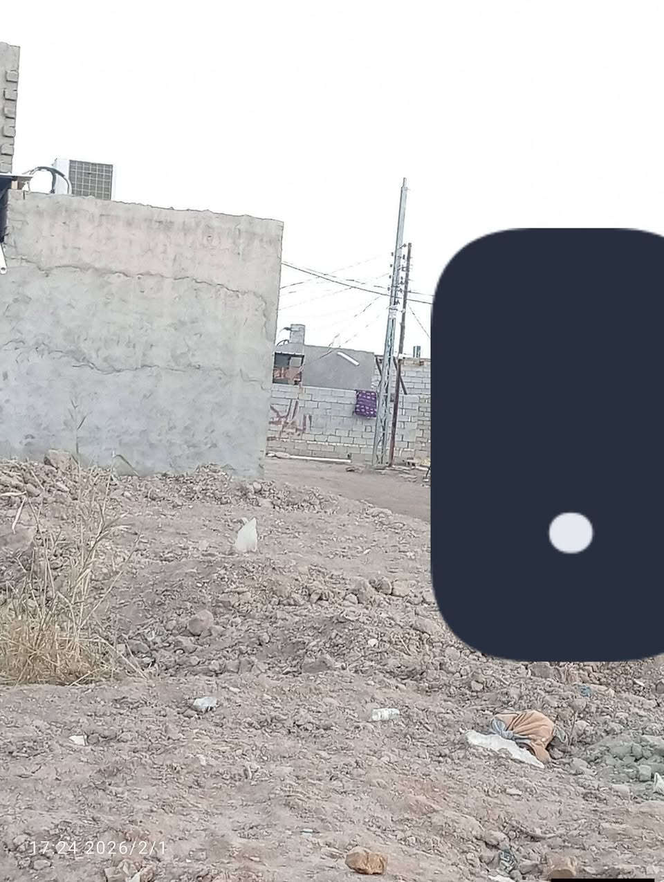 قطعة زراعي ٢٠٠ متر قرب ساحة البراز كهرباء وماء ومجاري كاملتاً للاستفسار اتصال على الرقم *********** 
#الادمن_وافق
