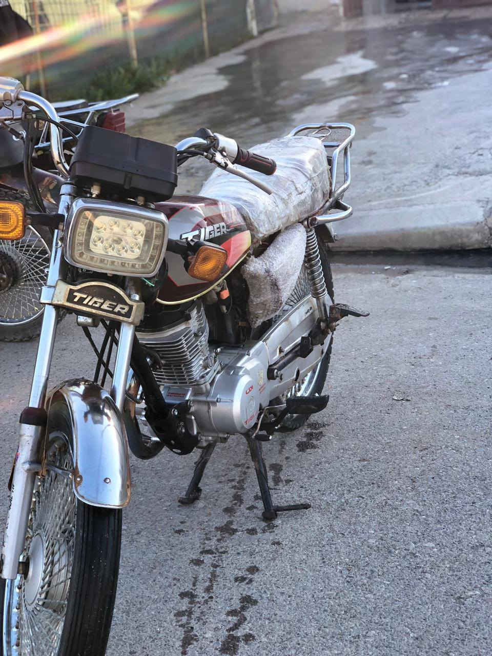 تايكر 20للبيع لا صرف وله نفخ وله صوت السعر 380  المكان حي التحرير رقم الهاتف 0751874949


**إذا كنت صاحب هذا الإعلان وتريد حذفه لأي سبب، رجاءا أرسل رسالة إلى الدعم الفني**