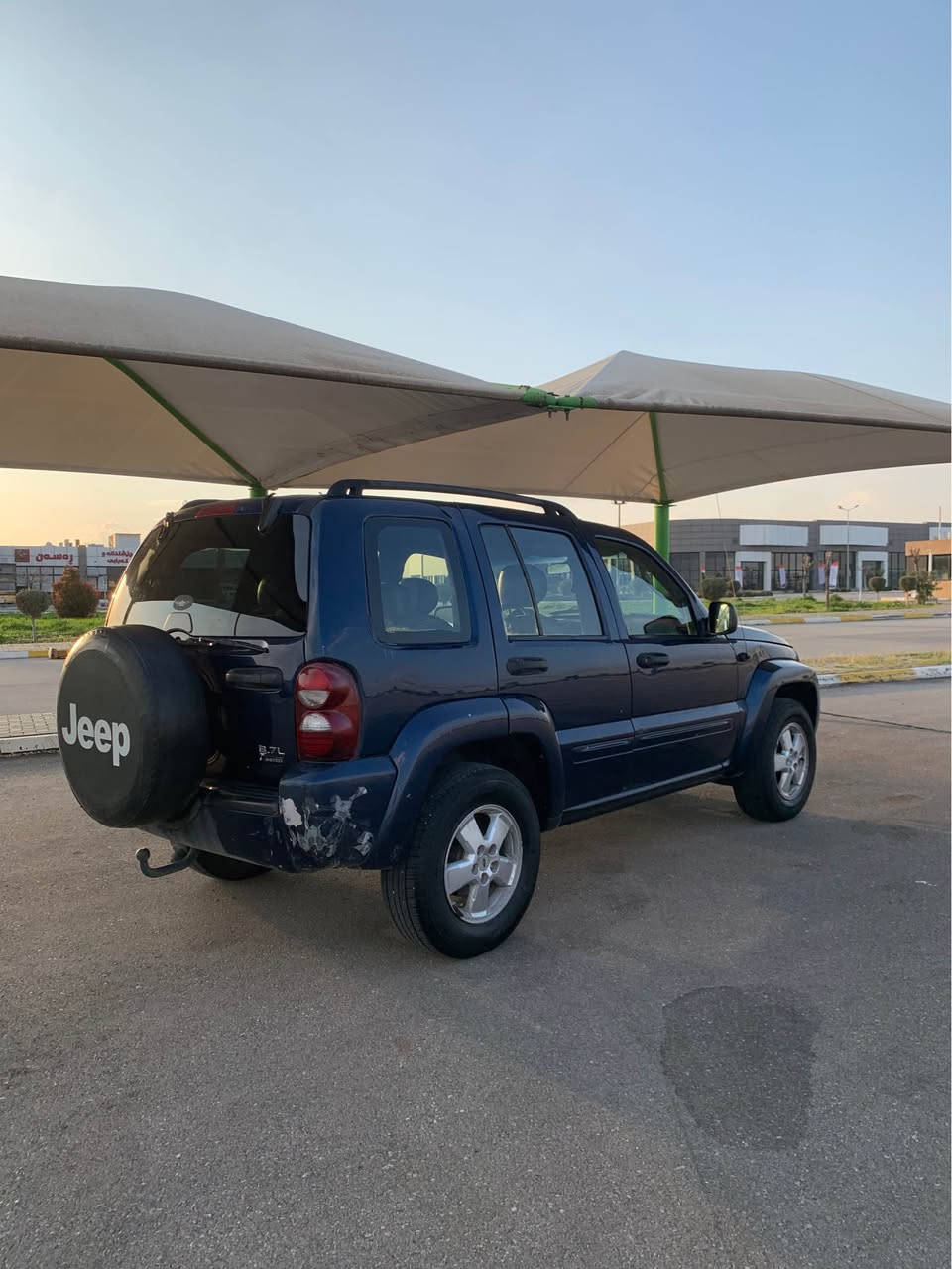 جێب حدود 
مۆدێل٢٠٠٤ 
رە قە م سلێمانی. سە نە وی تا ٢٠٢٩تازە یە 
گێڕ ئۆتۆماتیک 
٦بستۆن مە کینە ٣.٧ 
 دە عمی نییە 
بە شەرتی ئە وە ئە یفرۆشم حیزام بۆیاخ نە بێت 
یە ک دینار مە سرە فی نییە 
ساردو گە رمی هە مو گیانی مە زبوت 
تە قە و رە قە ی تیا نییە 
خرامە ی تیانییە دوای معامە لە یە کسەر بیکە بە ناوی خۆتە وە 
٤تایە و ویلی لۆک
  سڵاید جام کارە با 
 ئە وە هە مو زانیارییە کانیە تی تکایە بۆ پرسیار تێل مە کە 
 گە ر موشتە ری لە مە سنجەر یا لە رە قە م تێل بکە  
لە سلێمانیم 
سعری ٧٣گە ڵا 
*********** 
وەتس ئە پیشی لە سەرە السليمانية, العراق
