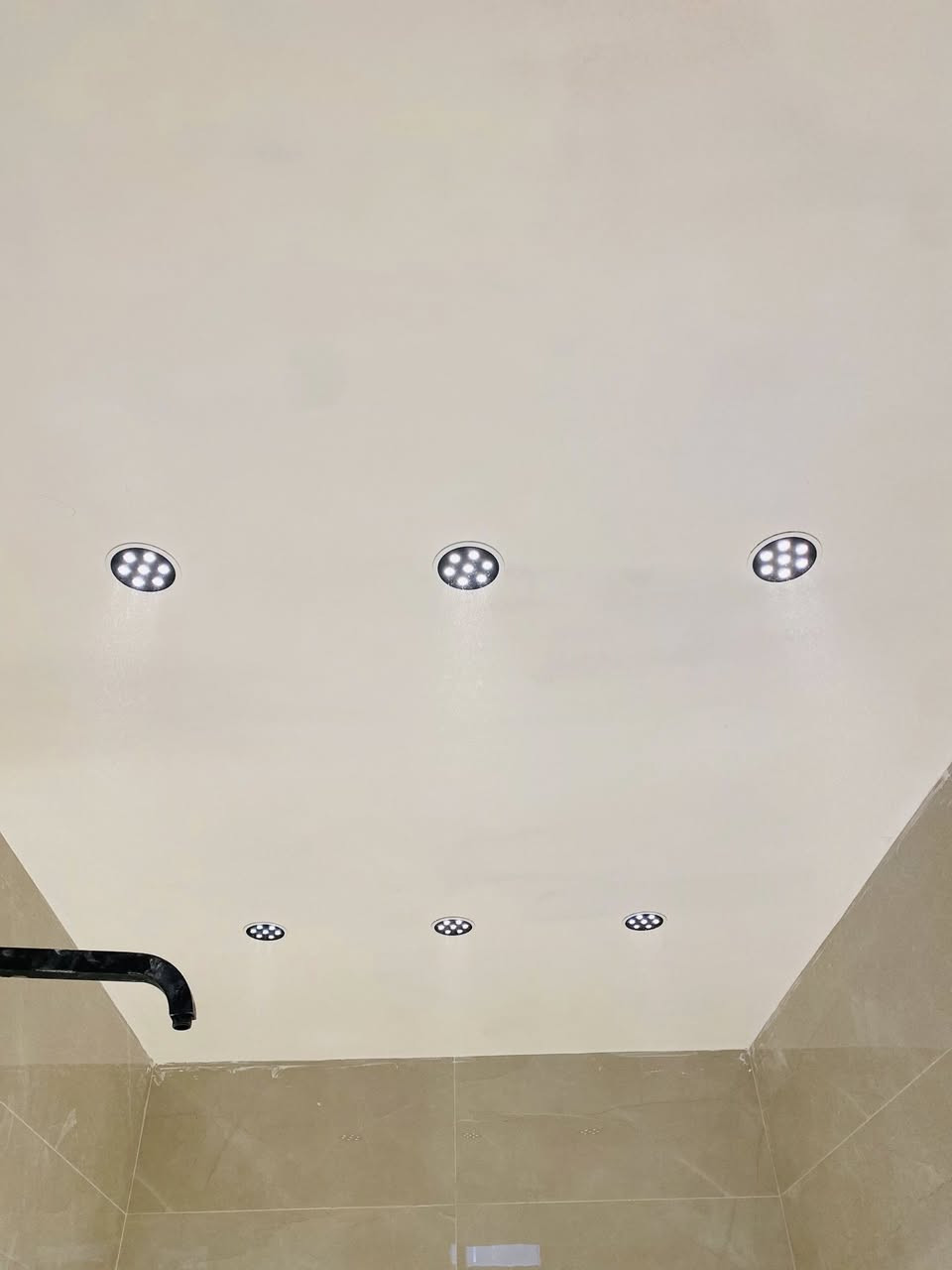 جانب من عملي
لتاسيس الكهرباء
وباسعار مناسبه الناصريه مركز 
نشرحصيره
حفر وتثبيت بوكسات
 تشطيب سويجات 
صيانه داخل الناصريه 
للتواصل ***********
