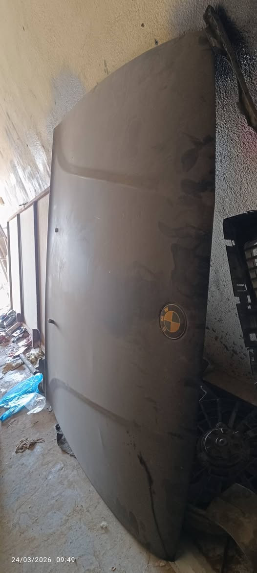 السلام عليكم
للبيع غراض درك m حاويه جدد كلمن وسعره 

بنيد بجم عريض ٥٠٠ هوه وعطرات وسمجه كامل ٢٧٥ الف

بطيخه خلفيه جديده ١٢٥ الف 

دوس m  ٥٠٠ بلاستك اصليات ب ٨٥ الف 

عقل مسكر ٢٠ رقم ٤٠٠ ب ١٠٠ الف 

مكاني الديوانيه ***********
