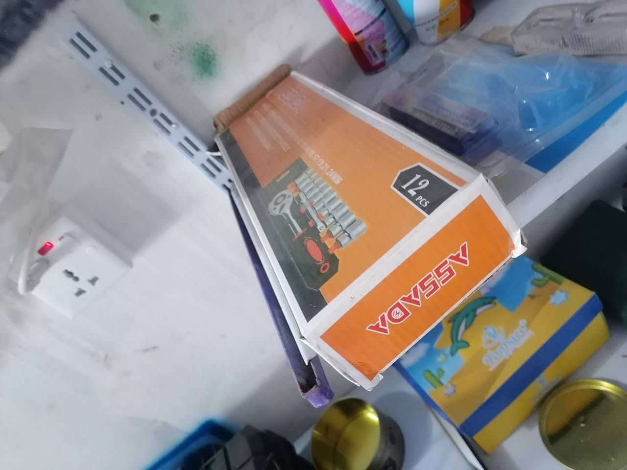 السلام عليكم  محل للبيع لعدم التفرقه كماليات استيكرات لاوصق لدرجات للسيارت..  مع دريل لقم.. دريل شد وفل براغي.. مع رفوف..كامل مكمل  بس تكعد فير للفابلون 

السعرمناسب خاص او الاتصال ***********
المكان بيجي..
