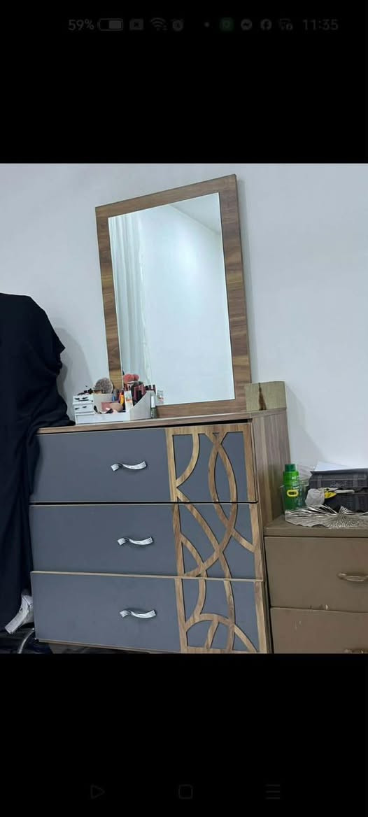 اغراض بيت  بعده نضيفه اسعار مناسبه كنتور تركي بيجي ١٢٠ كنتور تركي اسود ١٦٠ غرفه تركي ٣٠٠ وبيه مجال تخم تركي بعده جديد صارله ٤ اشهر مشترينه سعره مليون ونص يردونه ب٧٠٠ مكانهم حولي مقابيل مستشفى الكفيل للاستفسار خاص


**إذا كنت صاحب هذا الإعلان وتريد حذفه لأي سبب، رجاءا أرسل رسالة إلى الدعم الفني**