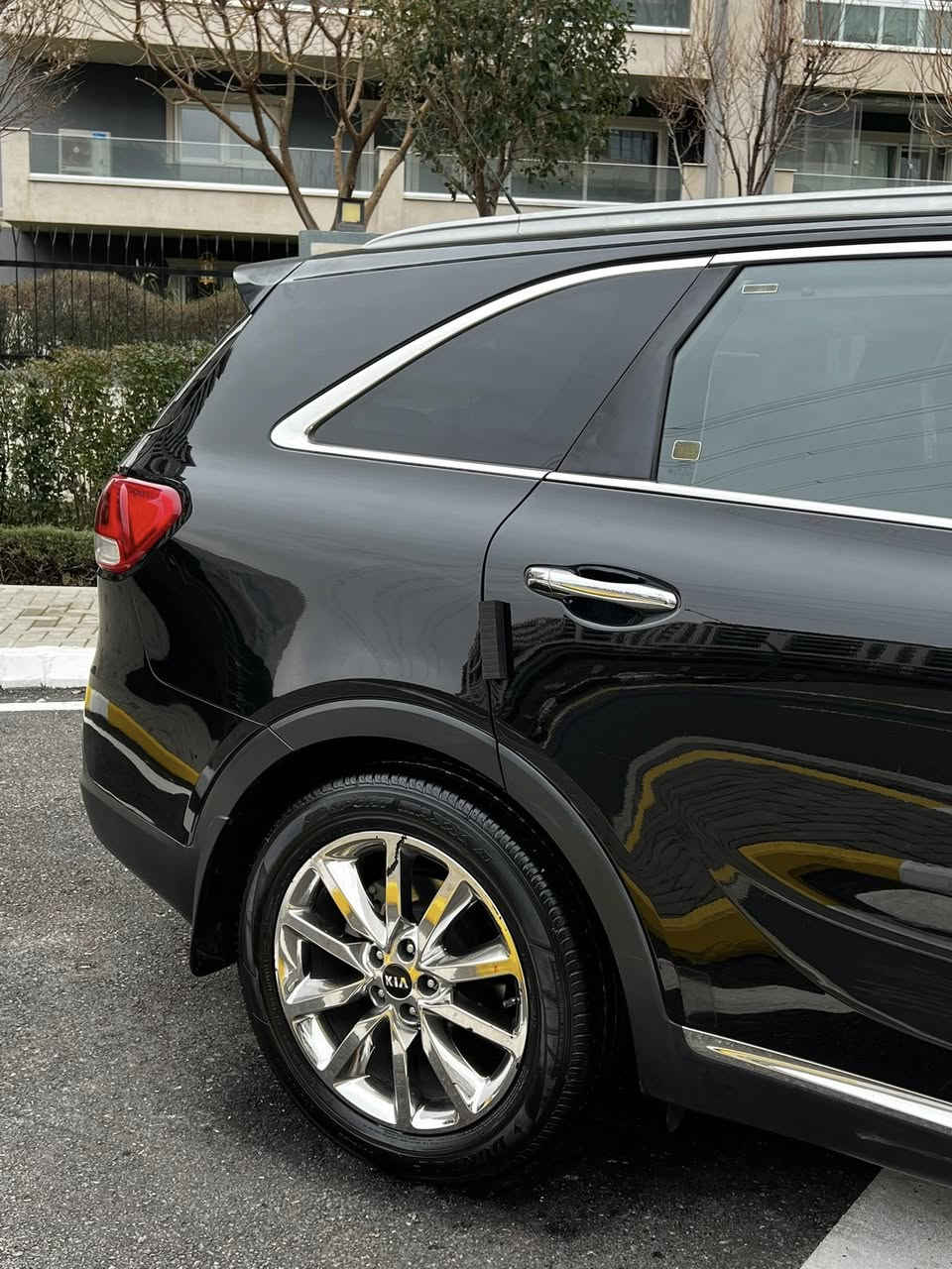 Kia sorento 2015 v4 xliji full full
کیا سۆرینتۆ ٢٠١٥شکل ٢٠٢٠ خلیجی شەریکەی بخیت
‌٤ پستن
فول فول مواسەفات
پانۆراما
بەصمە
کوشن جلد
کوشن هیتەر
کوشن کارەبا
سوکان هیتەر
کوشن خەزن
رادار
حاسەی پیشو پشت
کامێرا
سنوق شەفت
ئاوێنە شەفت
سێ ڕیز کوشن
تەبرید مەرکەزی
ئەوتو پارک
دەبل ئەکسل
٩٠هەزار ڕۆیشتوە
گێڕو مەکینەی بەشەرت نەکراوەتەوە
تایەی تازە
سەنەوی بەسەر نەچوە
بەناوی خۆمەوەیە 
بێ بۆیاخ بێ پارچە گۆران دەعمیەکانیشی بەشەرت
شوین سلێمانی
***********
