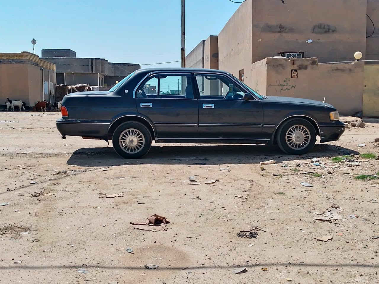 ارنب 94 محور مكفوله من الكص والنقل والعيب الشرعي رقم انكليزي رقم بصره السعر 55 وبيها مجال ***********مكان السياره السماوه
