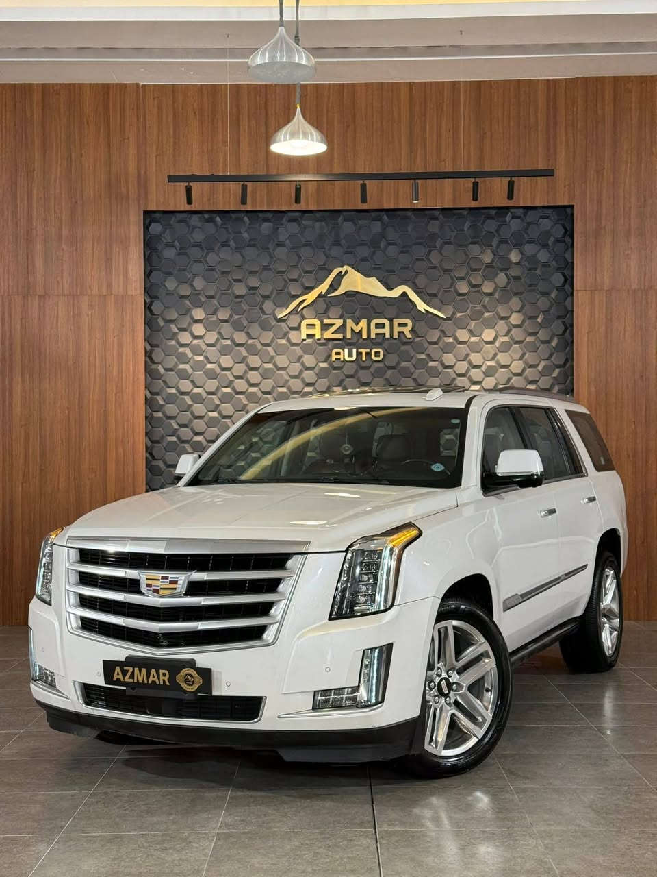 كاديلاك اسكاليد
موديل:- ٢٠١٦
السعر :347 ورقه
اخوان السياره جديده جدا ومابيها نقص 
وكلشي بيها بشرط 
وارد  خليجي شركة المنصور 
فول مواصفات رادار وخمس كامرات وكشنات تدفئة وتبريد وكهرباء وخزن وكشن هزاز ومراية داخلية كامرا hd وبعد هواي مواصفات ماتنذكر  
ملاحظة:-  سنوية وهزة جديدة ثاني يوم تحويل 

العنوان :- السليمانية المعارض الجديدة شركة( ازمر اوتو )

للاستفسار :- ***********
