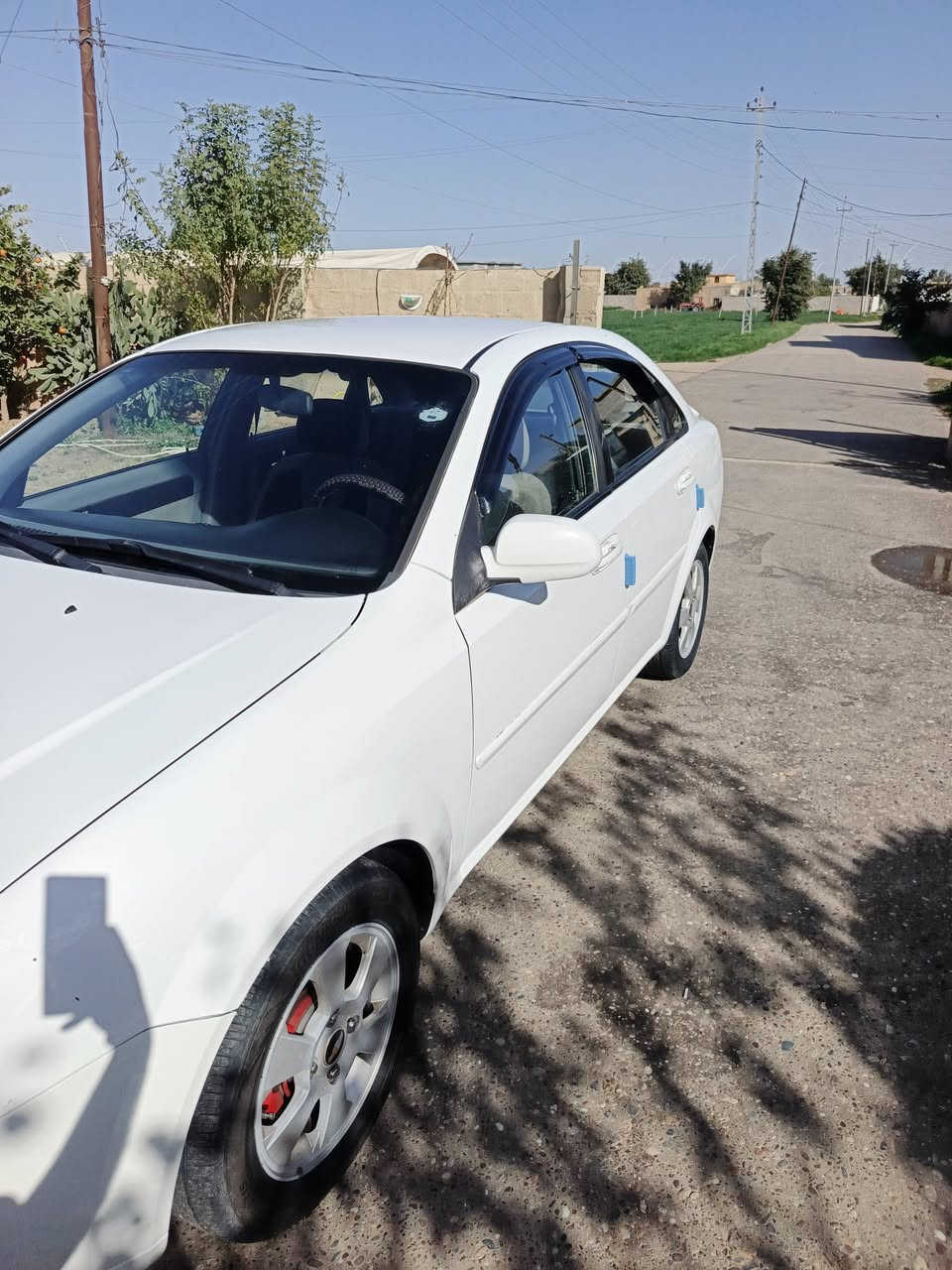 سلام عليكم اوبترا موديل 2010 بدون صبغ مكفولة
بيها بارد بجاملغ جهة السايق كد شبر عدا هاذا مكفولة 
كهربائيات كلها شغالة كير محرك خير من الله 
تبريدها ثلج  
سنويتها ساقطة تحويل بشرط 
مكانها تكريت السعر 87
***********
