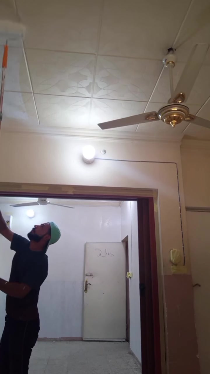 السلام عليكم لاصباغ #ديكورات  سقوف سحبات  مغربيه وثانويه والفلين وصبغ منازل بديل رخام بديل خشب ديكورات جدار واجهات فلين سقف ثانوي 
احدث موديلات (داخل نجف ولكوفه ) ....
مستعدون لتنفيذ كافة الدوائر والمنازل الديكورات بكافة التصاميم الحديثة
وبـ انسب الاسعار 
كل العليك اختار ولباقي علينه 
 الاستفسار خاص مفتوح وتصل واتساب*********** #@الجميع
