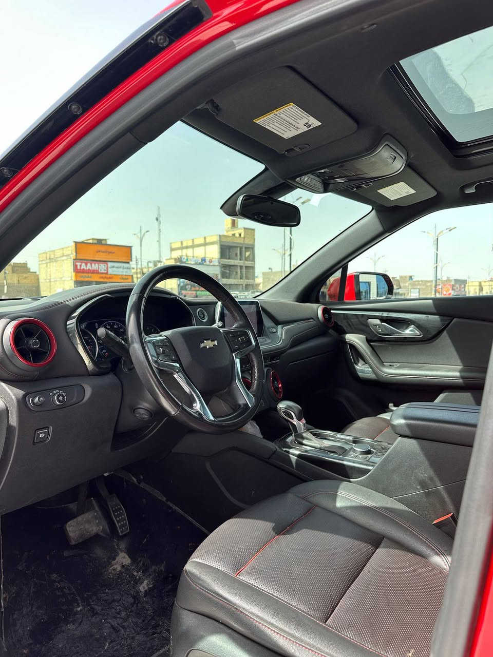 السلام عليكم
بلايزر /  2022  
فئة / RS  اعلى مواصفات 
محرك / V6
ويل / 21  بلاك ويل
الحادث / الجاملع الامامي الايمن (بجم كبس)
السعر /  33
العنوان / كربلاء 
***********
