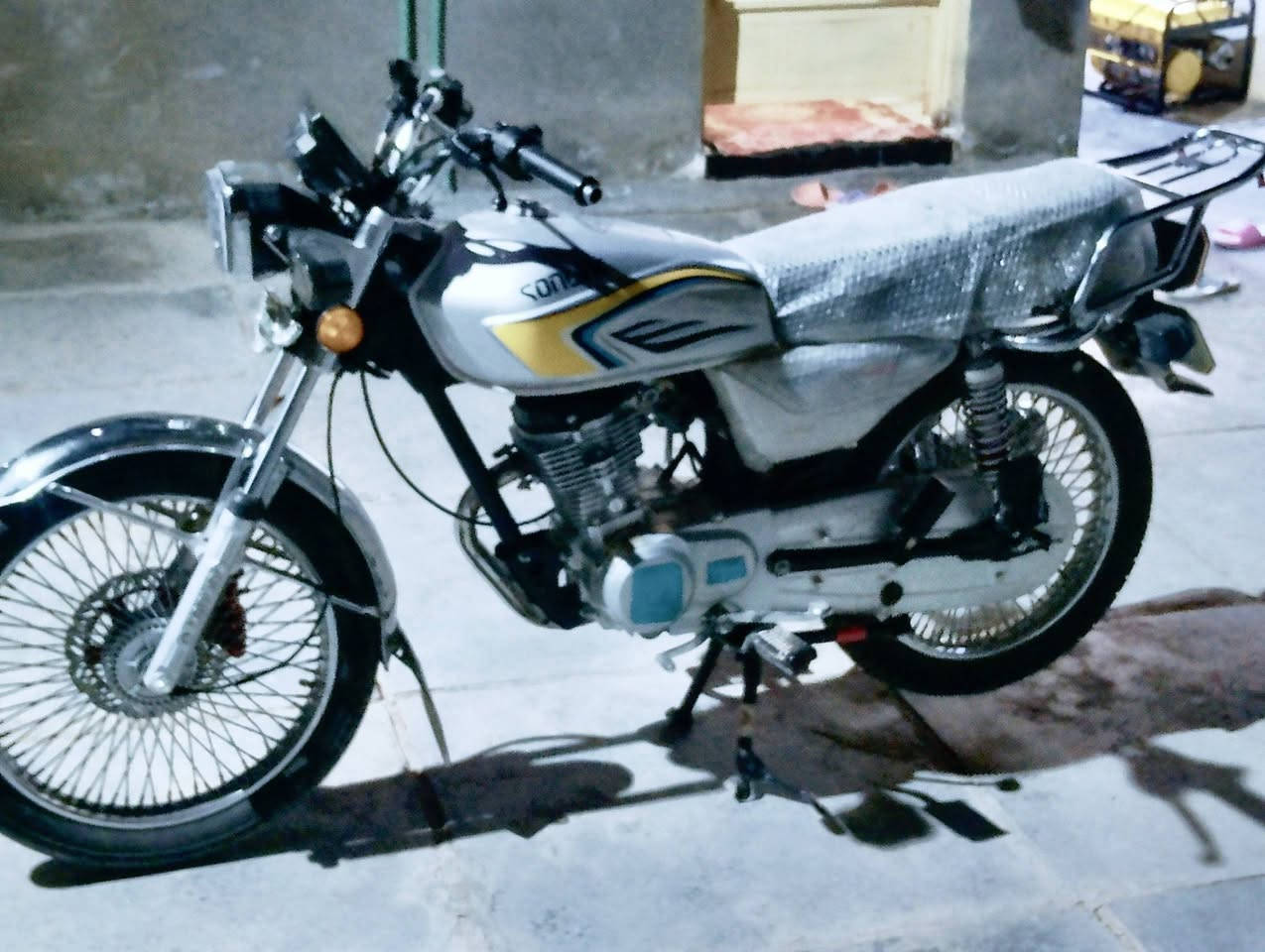 السلام عليكم دراجه تايكر خمسه كير موديل 2025اوراق سكنر المكان عفك التواصل خاص


**إذا كنت صاحب هذا الإعلان وتريد حذفه لأي سبب، رجاءا أرسل رسالة إلى الدعم الفني**