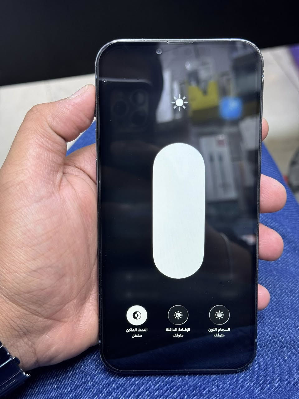 ايفون 13 برو ماكس ذاكرة 256 لون بحري مبدل شاشة وبطارية نضيف كُله شغال مابي اي عطل سعره 425 الف مكاني بغداد الامين الثانية رقمي ***********
