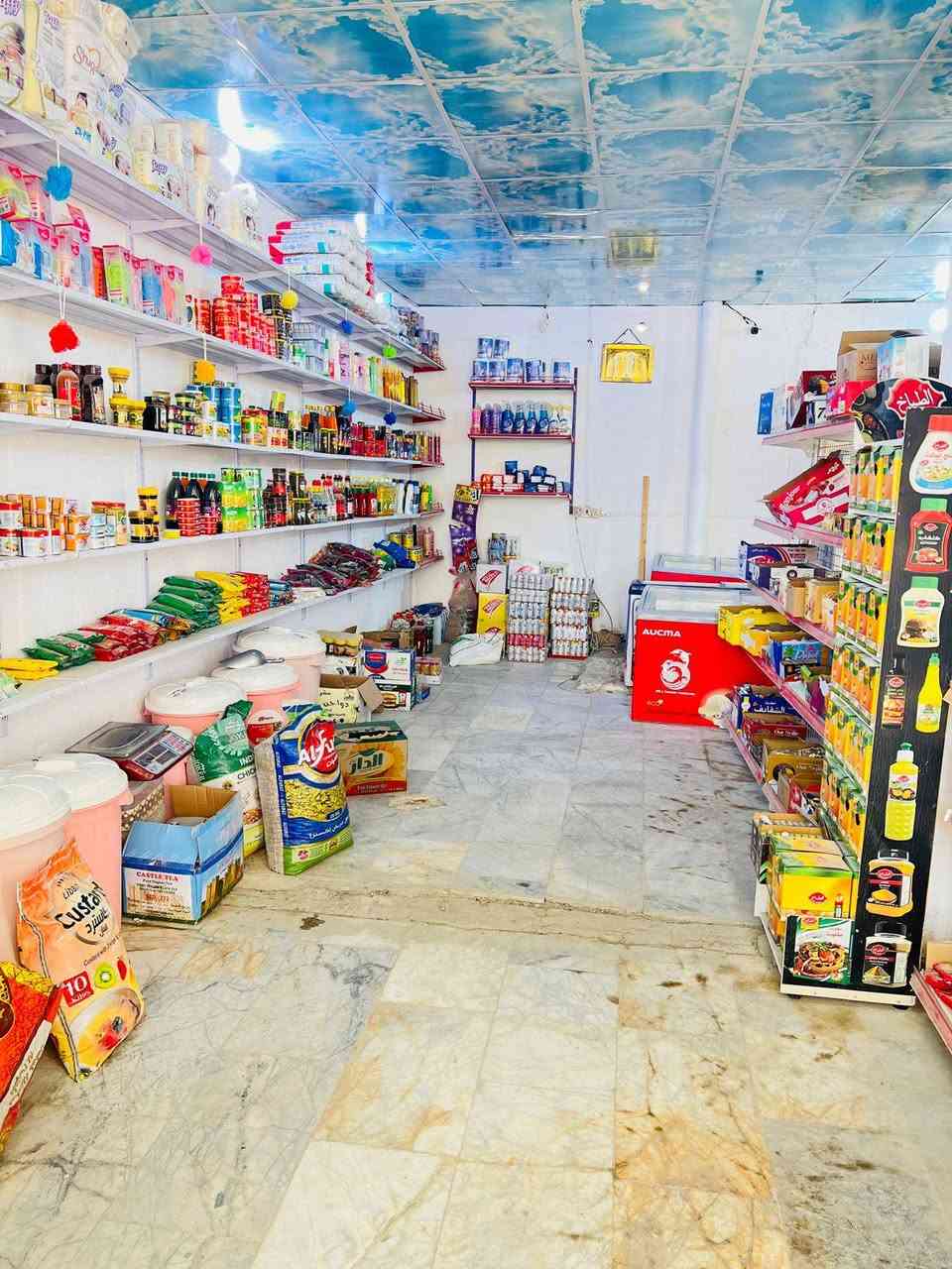 محل غذائيه اللبيع عارضات عموديه 6 وطرحيه 3 منضومه كاميرات مكان مدينة الصدر شارع المضخه ستفسار عل الرقم ***********
