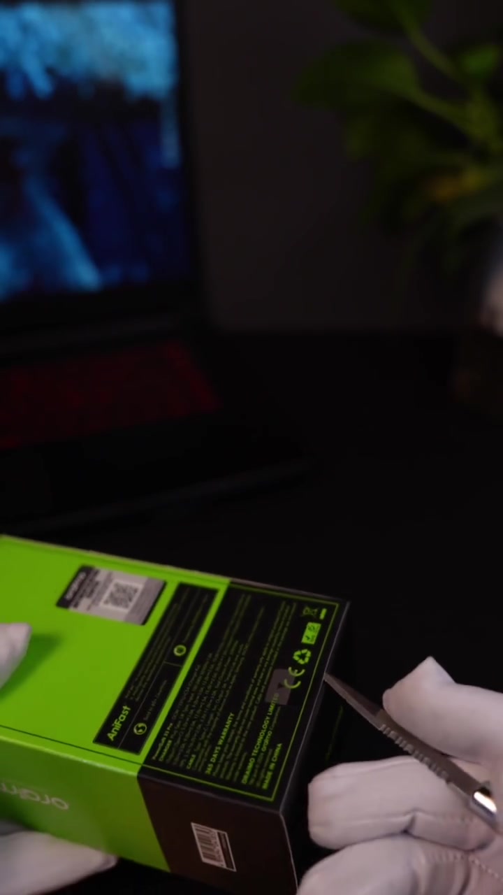 ⚡ شاحن oraimo PowerGaN 33 Pro بقوة 33 واط

​الحل الأسرع والأأمن لشحن أجهزتك، متوفر الآن في سند ستور!

#قسم_الالكترونيات 

​سرعة خارقة: شحن فائق بقوة 33 واط يملأ بطاريتك بوقت قياسي.

​تقنية GaN: شحن سريع ومستقر مع الحفاظ على برودة الجهاز تماماً.

​منفذ مزدوج: يشحن جهازين بنفس الوقت (Type-C + USB-A).

​ذكاء وأمان: نظام يحمي بطارية هاتفك من الشحن الزائد والحرارة.

​توافق عالمي: يدعم جميع الأجهزة (آيفون، سامسونج، شاومي، تكنو، وغيرها).

​هدية مجانية: يأتي مع كابل Type-C سريع بقوة 60 واط 
داخل العلبة.

السعر 20 الف فقط 
التوصيل مجاني لجميع المحافظات
👤 فيسبوك: Nova Store
📢 قناتنا عله التيك توك: darkgameing74
👤انستغرام: stor.nofa4


**إذا كنت صاحب هذا الإعلان وتريد حذفه لأي سبب، رجاءا أرسل رسالة إلى الدعم الفني**