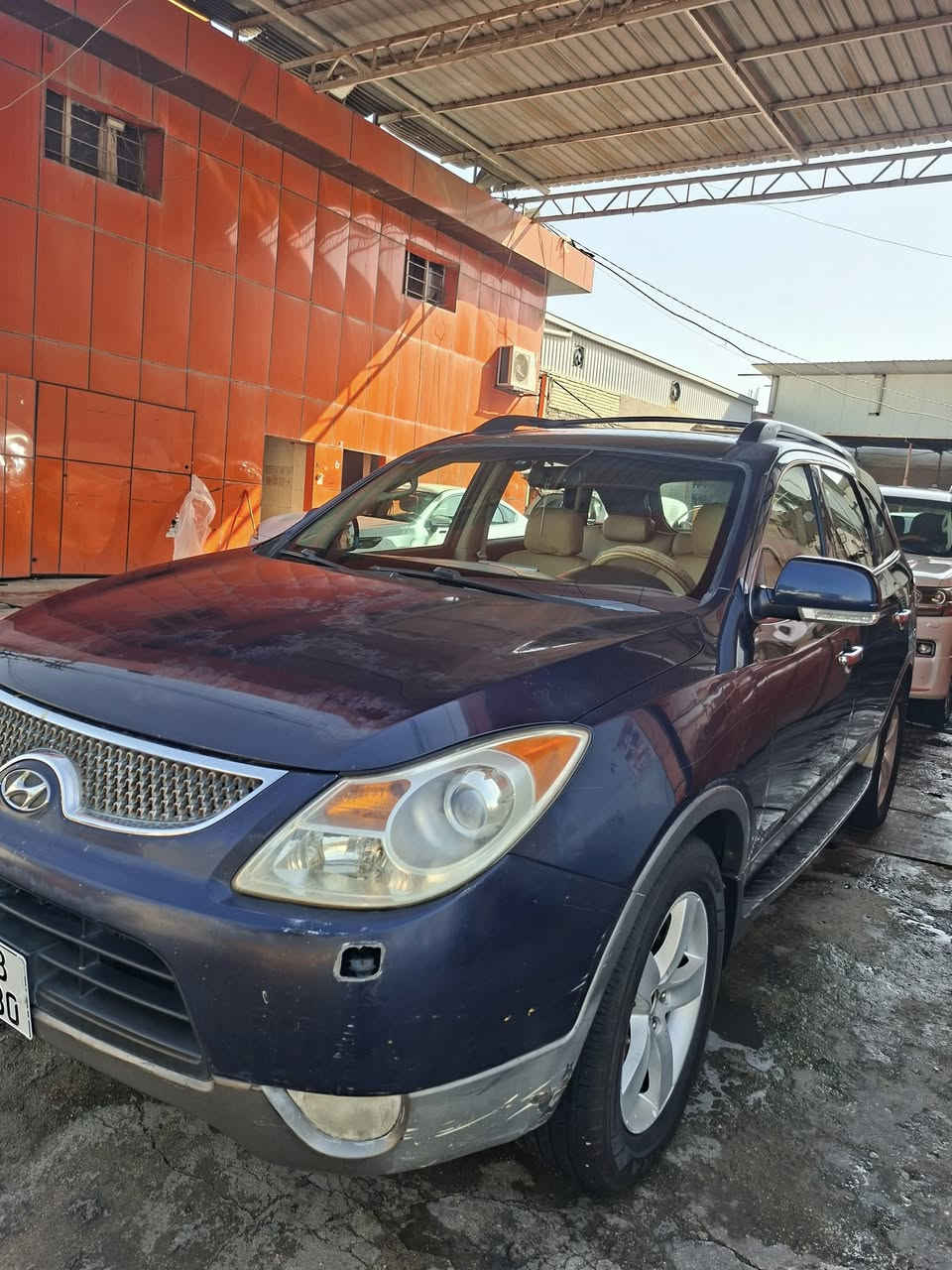 السلام وعليكم
للبيع هونداي فير كروز 

موديل 2008 وارد خليجي

سياره جديده جدأ وبلاديه 

رقم بغداد بسمي سنويه جديده وهزه لحد شهر الخامس تخلص

فول مواصفات 

مابيه صبغ 

بيها مكانات بارد موضح بسونار وبيها جراد بلبنيد والدعاميه الاماميه وبدايه القماره 

صدر جديد امامي وخلفي

مكينه ٣٨٠٠ جديده قبل ١٥ يوم شادها والوصل موجود وياها 

بطاريه جديده كهربائياتها كلها شغاله تخم تاير جديد دشبولها بي شويه فطور تحتاج تغليف مناقصه شي مال جناي 

السعر  120 ورقه وبيها مجال 

مكانها التاجي قرب منشأة نصر 

هاتف

***********

***********
