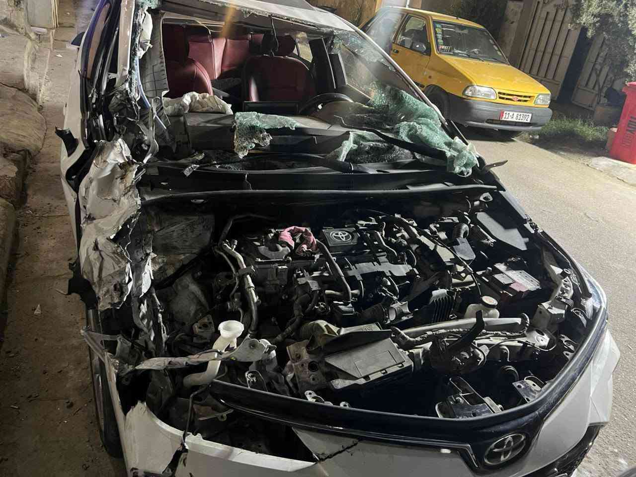 السلام عليكم كورله للبيع موديل 25 ابيع على ضربتهه السيارة شغاله وتمشي السعر 76 وبيهه مجال مكان بغداد الدورة
اتصال ***********
