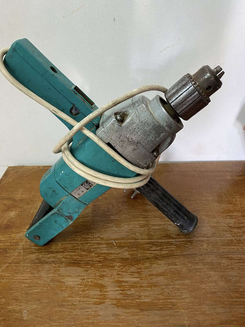 دريل ياباني مال مؤسسة علامة التنين مابي اي عطل ولا داخل تصليح سعر 75 الف بغداد


**إذا كنت صاحب هذا الإعلان وتريد حذفه لأي سبب، رجاءا أرسل رسالة إلى الدعم الفني**