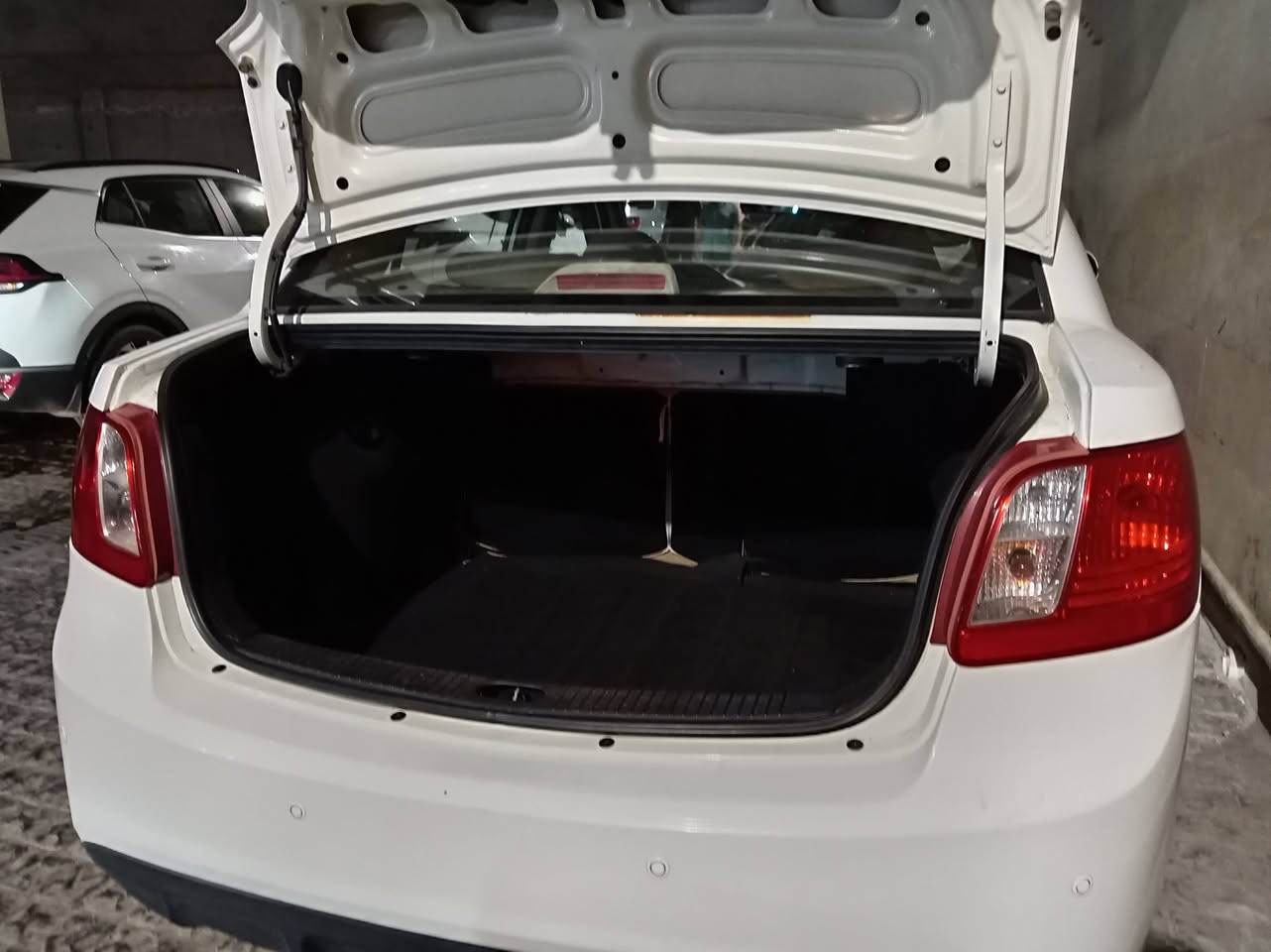 بسم الله الرحمن الرحيم
السلام عليكم ورحمة الله وبركاته
🔹 للبيع كيا ريو
🚗 لون أبيض
⚙️ كير أوتوماتيك
🔑 مرايا كهربائية مع إشارات
💡 أضوية أمامية وضباب
🎵 نظام صوتي ممتاز
❄️ تبريد قوي
🛞 جنوط وكالة
🪑 داخلية نظيفة ومرتبة
⛽ اقتصادية جداً بالوقود
✅ بدون صبغ
✅ بدون أضرار
✅ جاهزة للاستخدام
📞 للاستفسار والمشاهدة على الخاص***********
