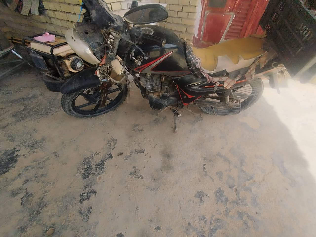 سايم للبيع رايدله ترتيب سعر ٥٠٠


**إذا كنت صاحب هذا الإعلان وتريد حذفه لأي سبب، رجاءا أرسل رسالة إلى الدعم الفني**