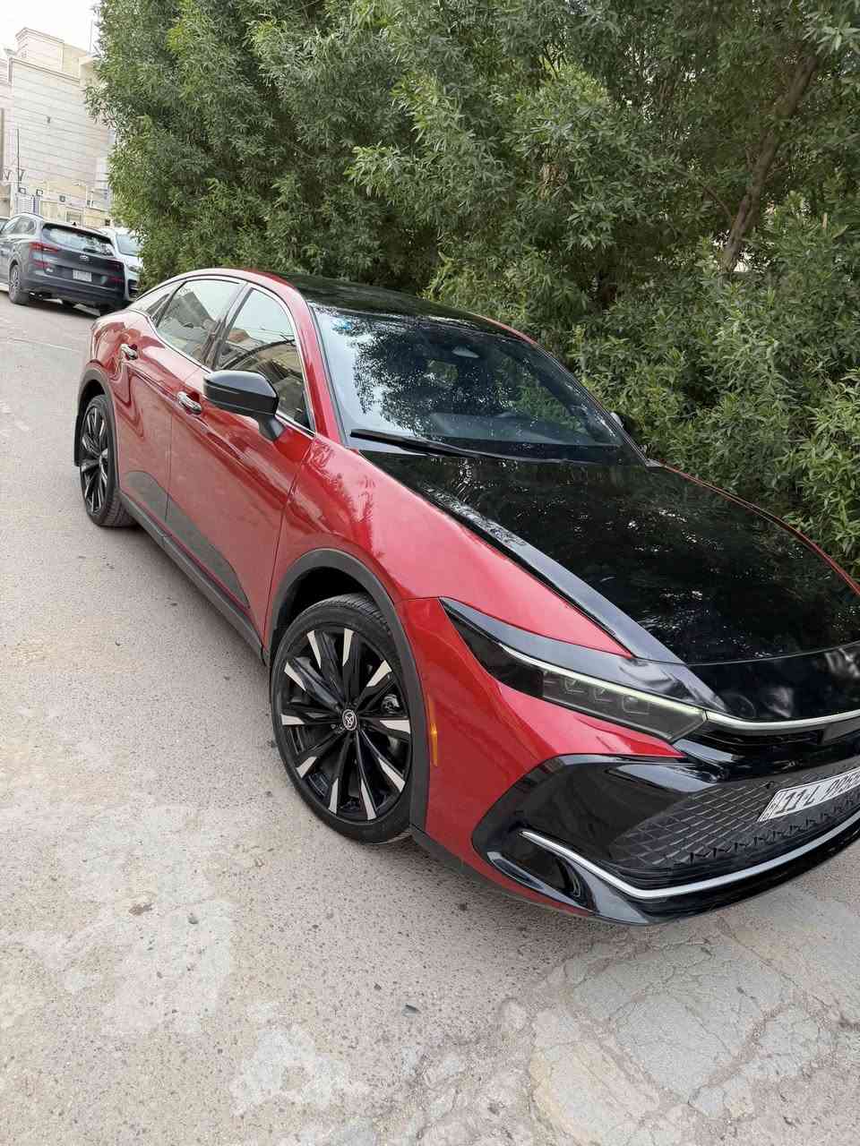 تيوتا كراون بلاتينيوم ماكس هايبرد ارخص بلاتينوم بالسوك
ماعتقد اكو بلاتينوم بهيج سعر 
للبيع فقط بدون مراوس 269 ورقه قفل 

موديل :2024

الون :احمر مع اسود بلادي

الممشى : 6 الف فقط

حجم المحرك : 2400 توربو هايبرد

الفئه :platnium

: المواصفات 

- لايتات 4 عدسات متحرك

- حساسات اماميه

- ⁠حساسات خلفية

-  جلد ⁠حضن كنتارا بلادي

- ⁠كشنات تدفئه + تبريد

- ⁠شفتات ستيرن

- ⁠ستيرن تدفئه

-نقط عمياء 

-سستم صوت JBL

-بنوراما

-خزن ميموري 
-حساس عين

-اوتو بارك

وباقي المواصفات المعروفه بال بلاتينيوم

حادث السياره بنيد ودعاميه مبدل نفس اللون بدون قطره صبغ كفاله طاكه ايرباكات ستيرن + دشبول راجع صور حادثه واتساب

السياره جاهزه بالكامل معايزه برغي بشرط والبجم مغلف افلام حمايه ppf

للتواصل ::- ***********
