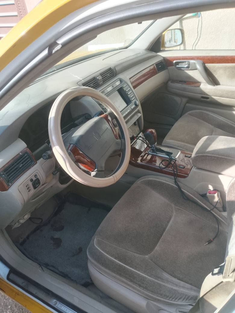 ملكه أجره رقم كركوك. أنكليزي بأسمي. كصة قماره بيهه تبخير قليل صار بسبب تقطير من الجبنه. ضليت ادير عراقي.   تبريد منضومه جديده. تدفئه تايرات نضيفه.  حداديه 70%.  90. وبيهه مجال قليل. كربلاء, العراق


**إذا كنت صاحب هذا الإعلان وتريد حذفه لأي سبب، رجاءا أرسل رسالة إلى الدعم الفني**