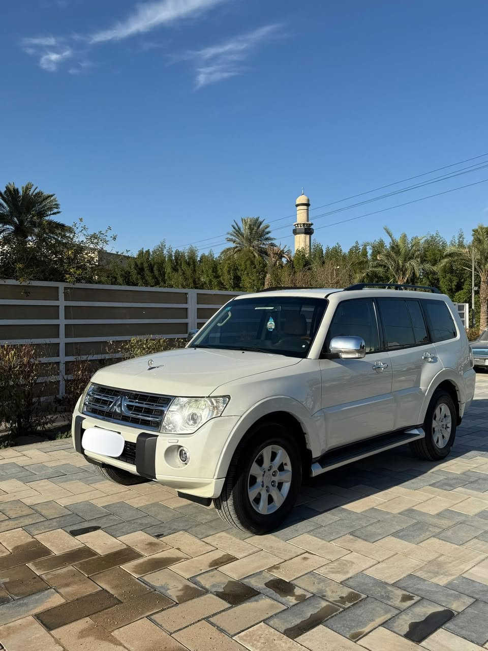 للبيع
باجيرو حبتور 2010 رقم بغداد تحويل مباشر 
ماشيه 89 الف كيلو متر

بدوه صبغ الكشر مكفول من الصبغ 

فقط بارد بالجاملغ اليسار الامامي جهة السايق 
مواصفات الحبتور معروفه دمام بالصندوك 
فتحة سلايد
تحكمات ستيرن 
كشنات كهرباء وجلد 
تبريد 3 قطع 

مكينة 3500 بلاد ممفتوحه ابد 
كير بلاد ممفتوح ابد
صدر جديد تخم تاير نضيف جداً 
كلشي بيها شغال من كهربائيات الى ميكانيكيات جاهز 100‎%‎ 
السعر 154 وبيها مجال
تواصل:***********
